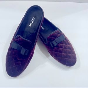 Vionic Eloise  Red Velvet Quilted Bow Slip On Mule Slippers New With Out Box  8
